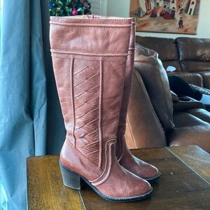 Fossil Brown Leather Heeled Boots